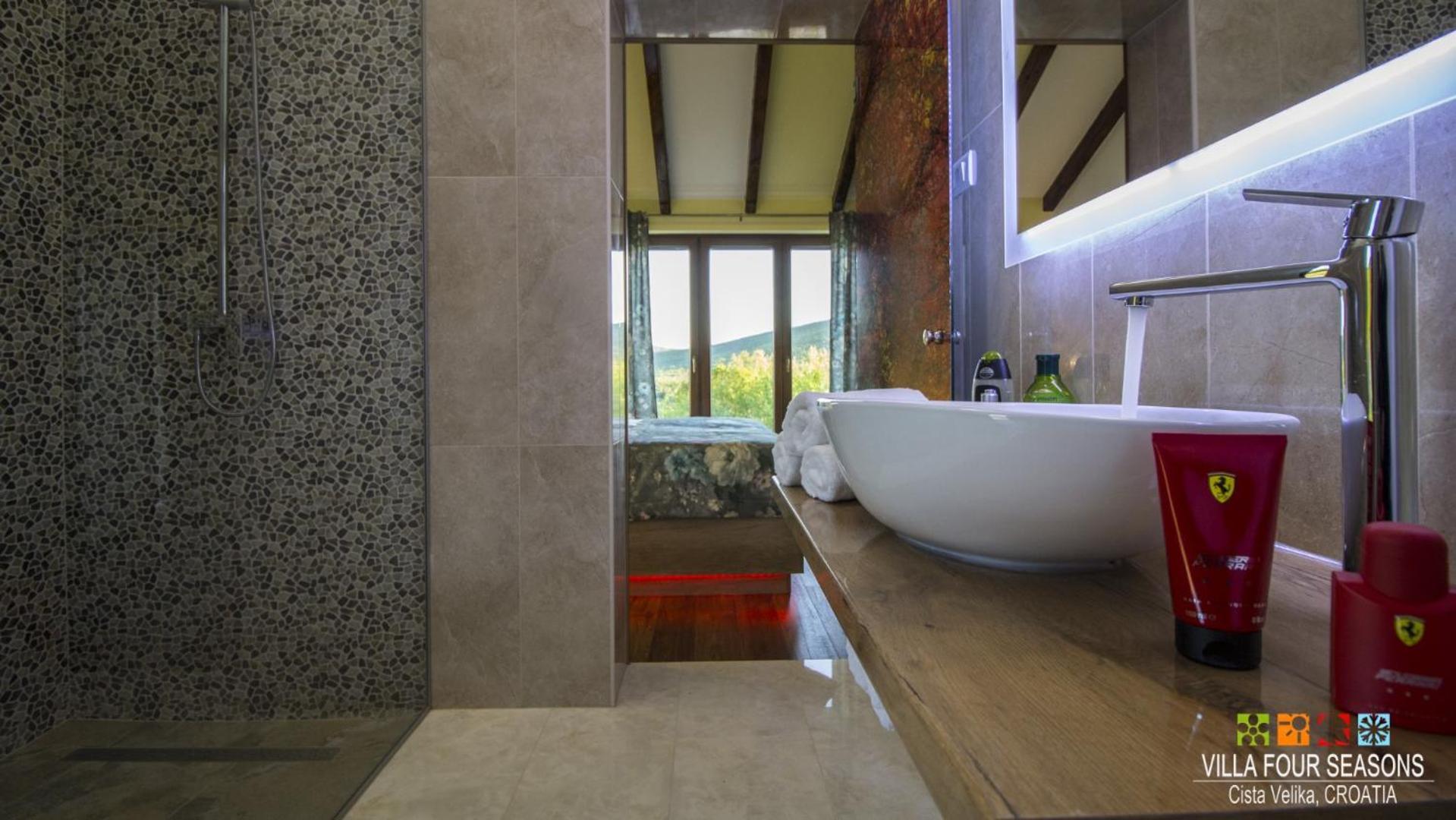 Villa Four Seasons, Heated Pool And 3 En-Suite Bathrooms Velika Čista Eksteriør billede